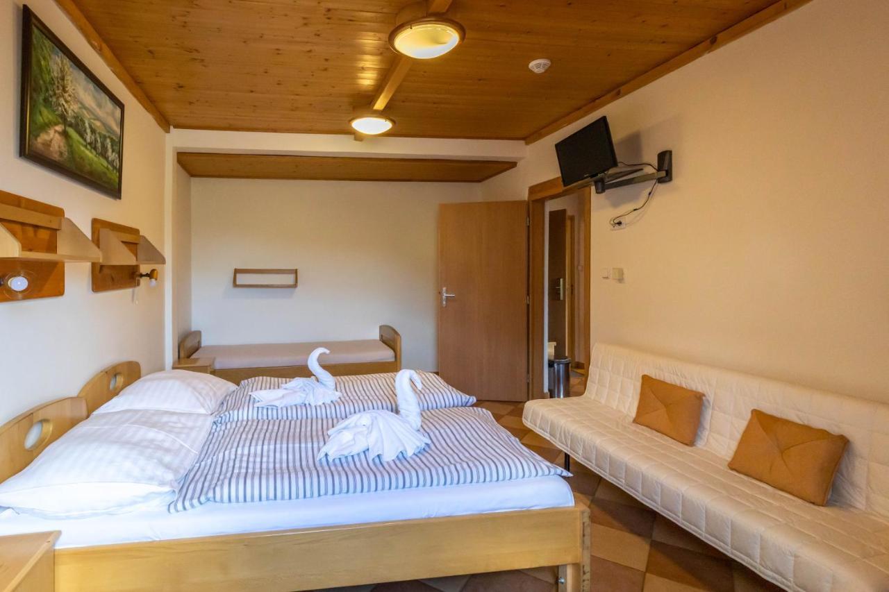 Horsky Hotel Rajska Bouda Malenovice  Esterno foto